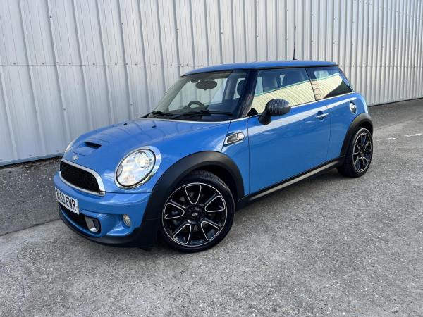 2013 MINI Hatch