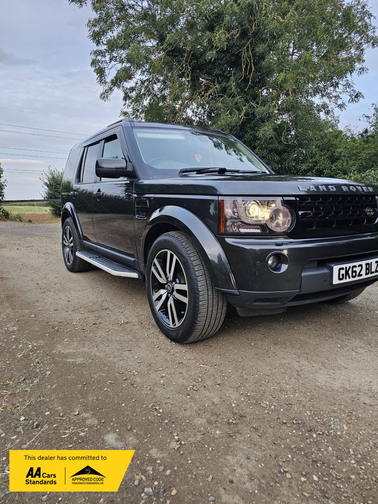 Land Rover Discovery 4 3.0 SD V6 HSE Luxury SUV 5dr Diesel Auto 4WD Euro 5 (255 bhp)