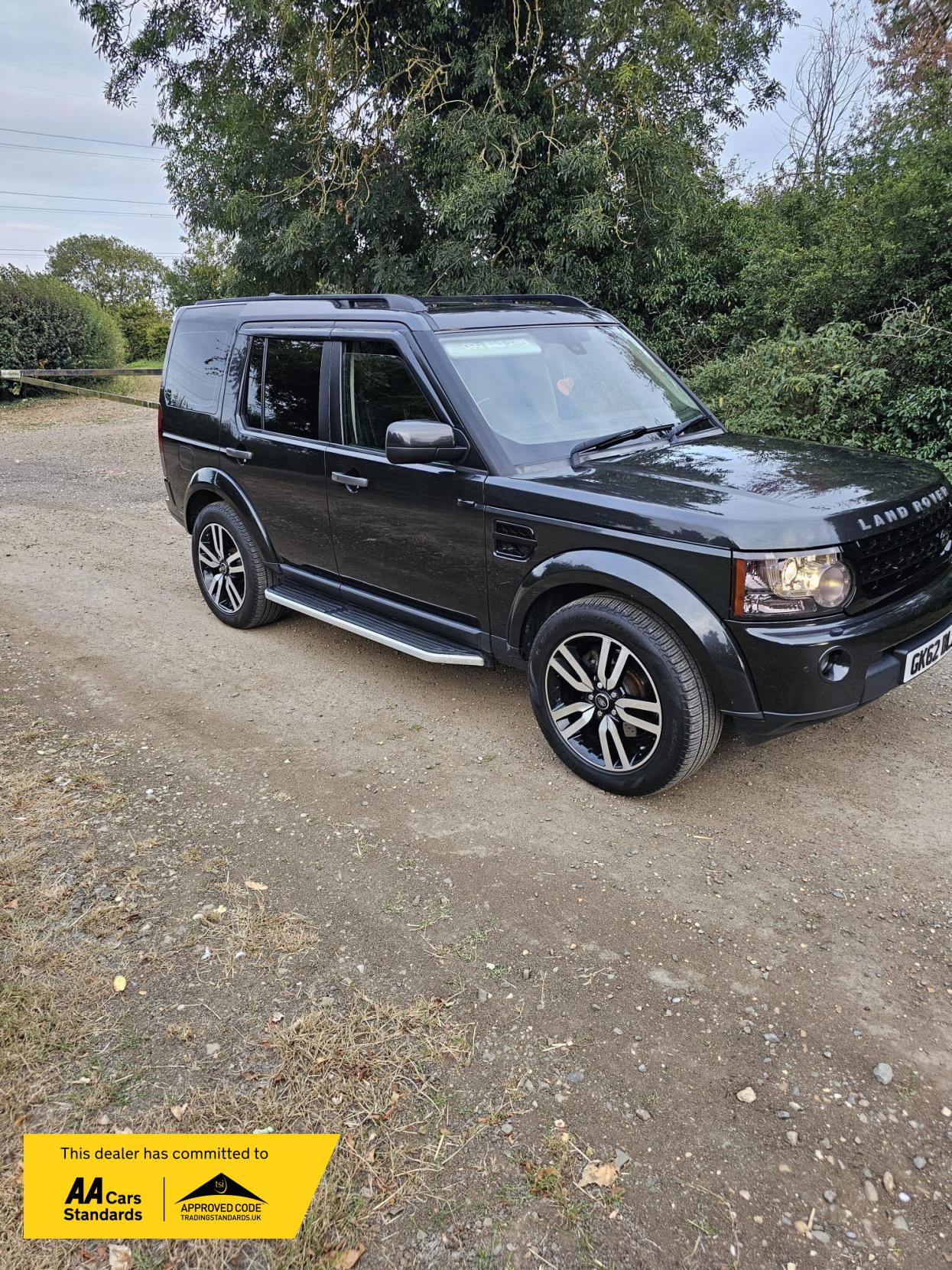 Land Rover Discovery 4 3.0 SD V6 HSE Luxury SUV 5dr Diesel Auto 4WD Euro 5 (255 bhp)