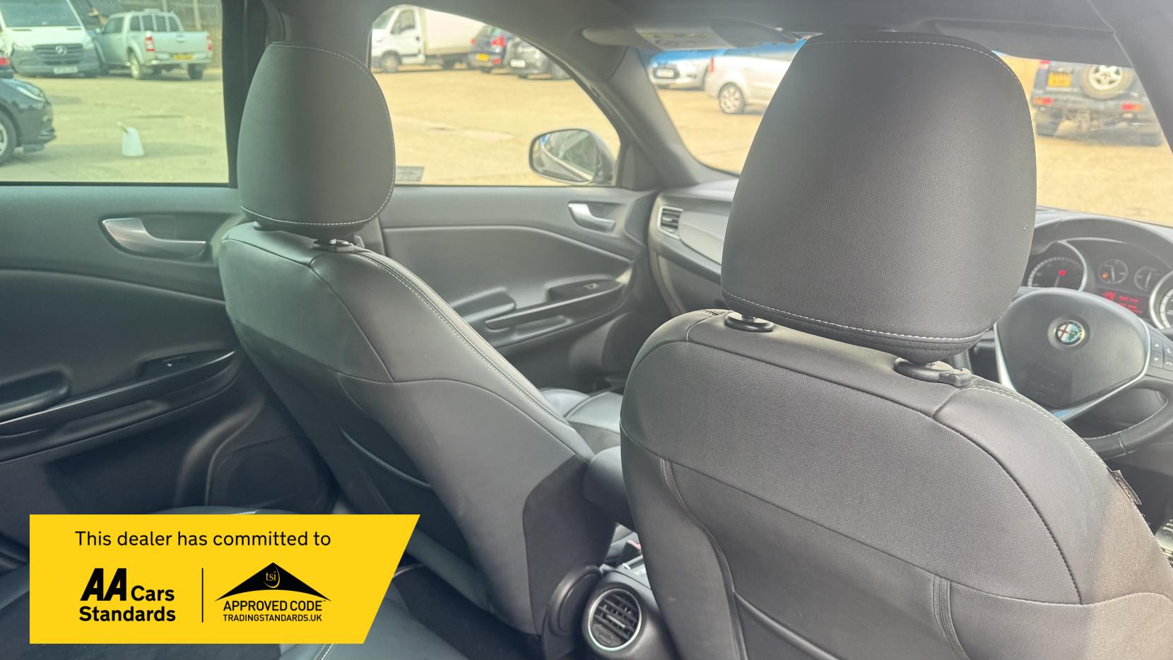 Alfa Romeo Giulietta 1.4 TB MultiAir QV Line Hatchback 5dr Petrol Manual Euro 6 (s/s) (170 bhp)