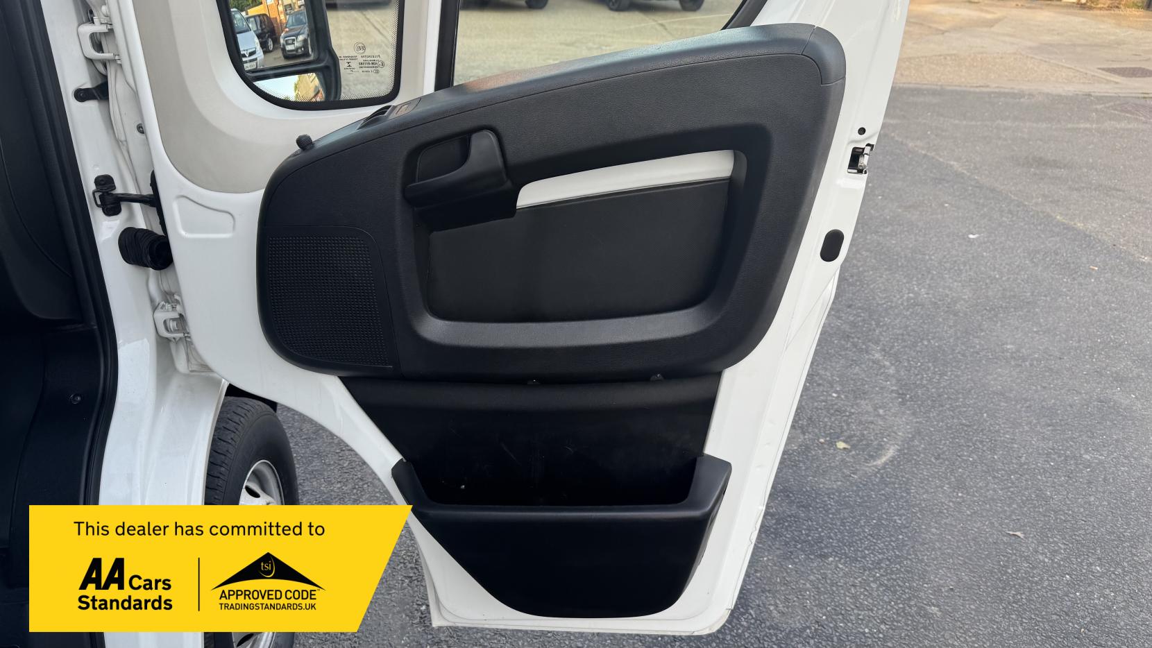 Citroen Relay 2.2 BlueHDi 35 Enterprise Panel Van 5dr Diesel Manual L3 High Roof Euro 6 (s/s) (140 ps)