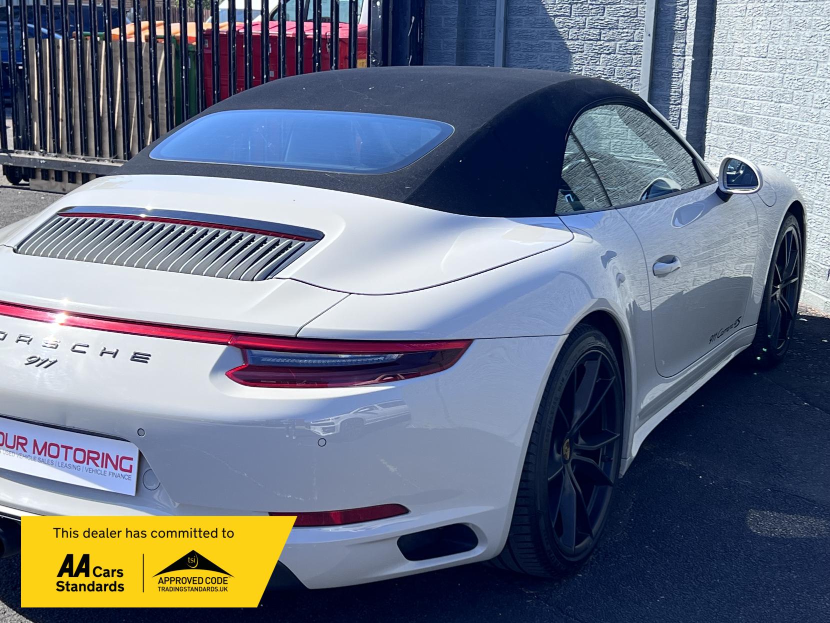 Porsche 911 3.0T 991 Carrera 4S Convertible 2dr Petrol PDK 4WD Euro 6 (s/s) (420 ps)