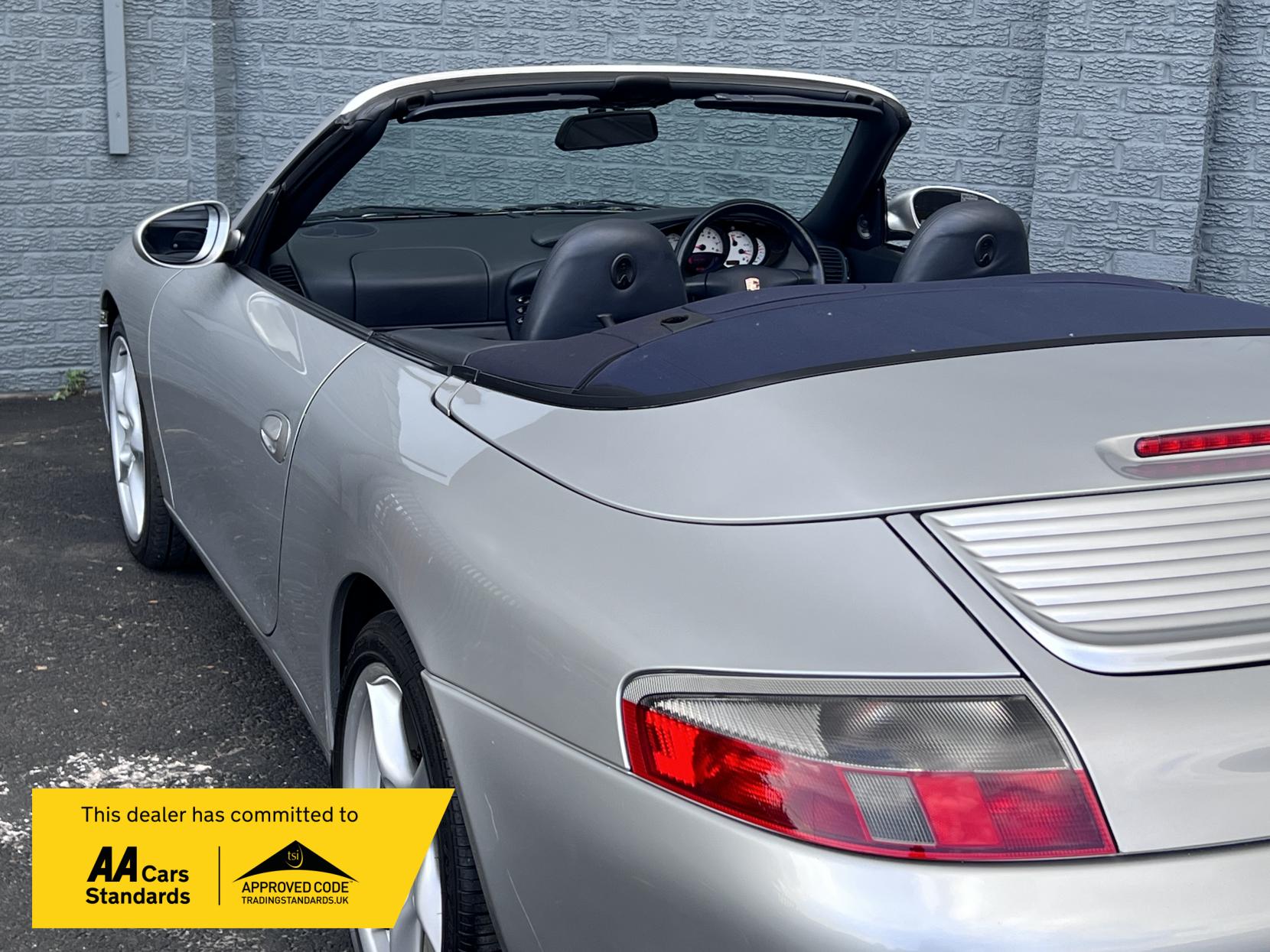 Porsche 911 3.6 996 Carrera 2 Cabriolet 2dr Petrol Manual (269 g/km, 315 bhp)