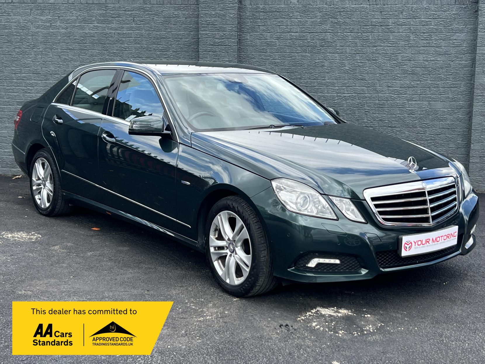 Mercedes-Benz E Class 1.8 E250 CGI BlueEfficiency Avantgarde Saloon 4dr Petrol Tiptronic Euro 5 (204 ps)