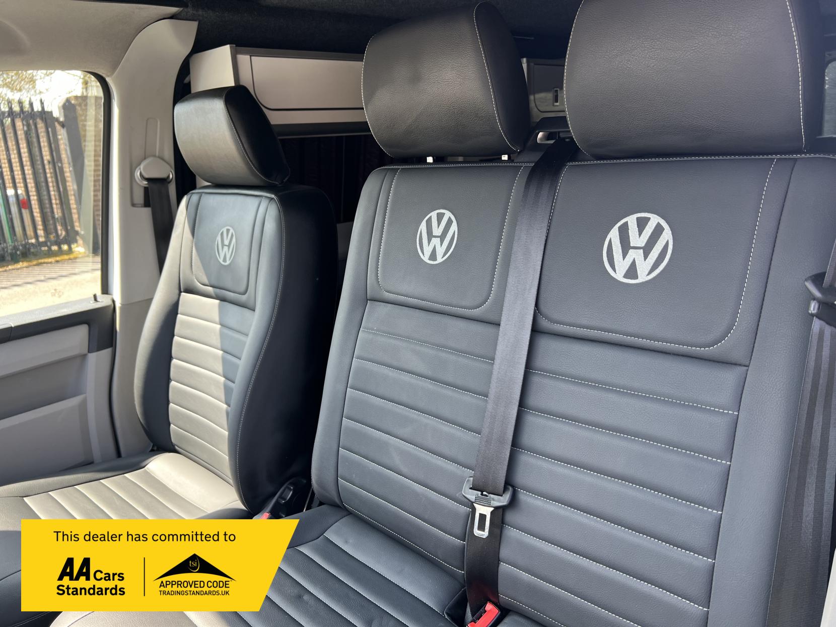 Volkswagen Transporter 2.0 TDI T28 BlueMotion Tech Highline Panel Van 5dr Diesel Manual FWD SWB Euro 6 (s/s) (102 ps)