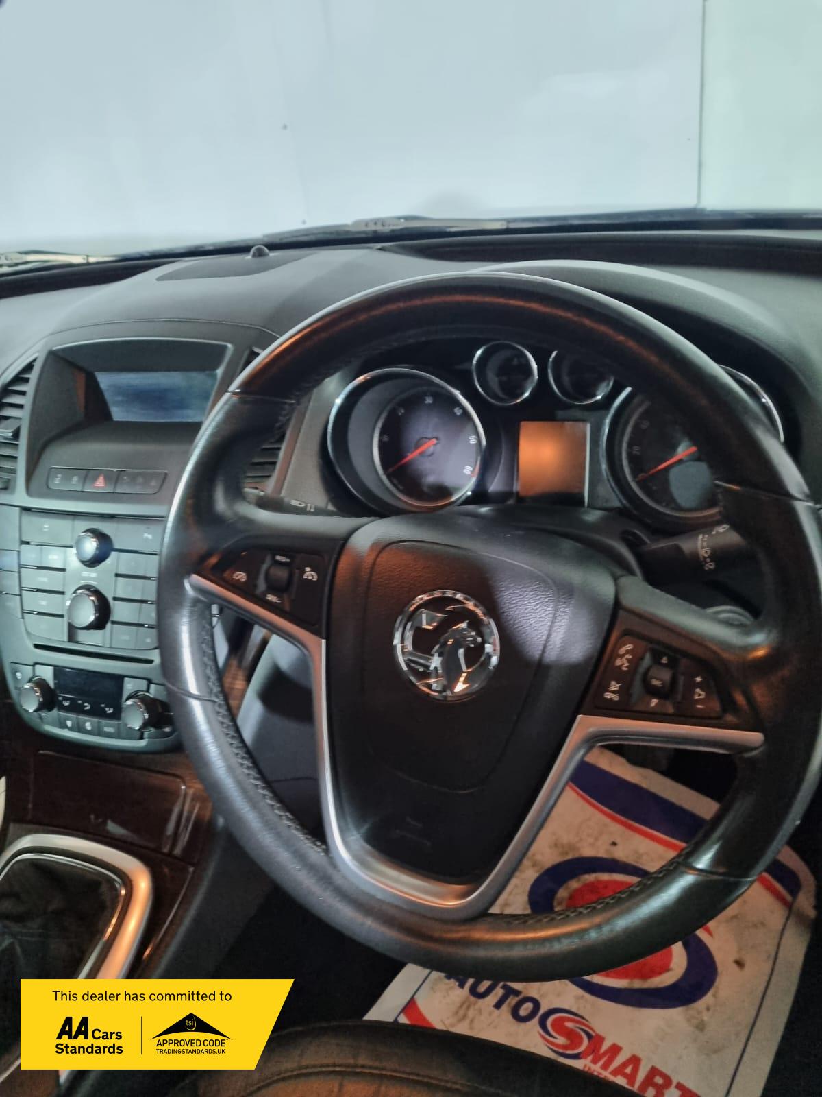 Vauxhall Insignia 2.0 CDTi Elite Hatchback 5dr Diesel Manual Euro 5 (160 ps)