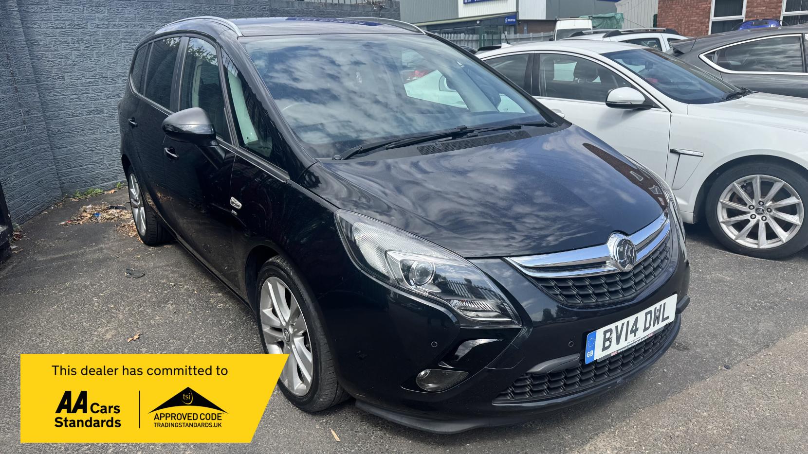 Vauxhall Zafira Tourer 2.0 CDTi SRi MPV 5dr Diesel Manual Euro 5 (130 ps)